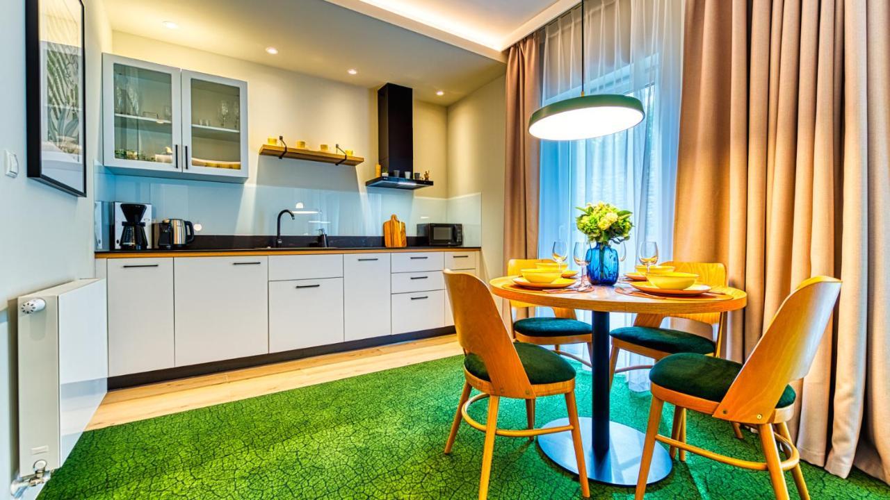 Apartamenty Vip Centrum - Wczasowa 17 By Royal Aparts Swieradow-Zdroj Bagian luar foto