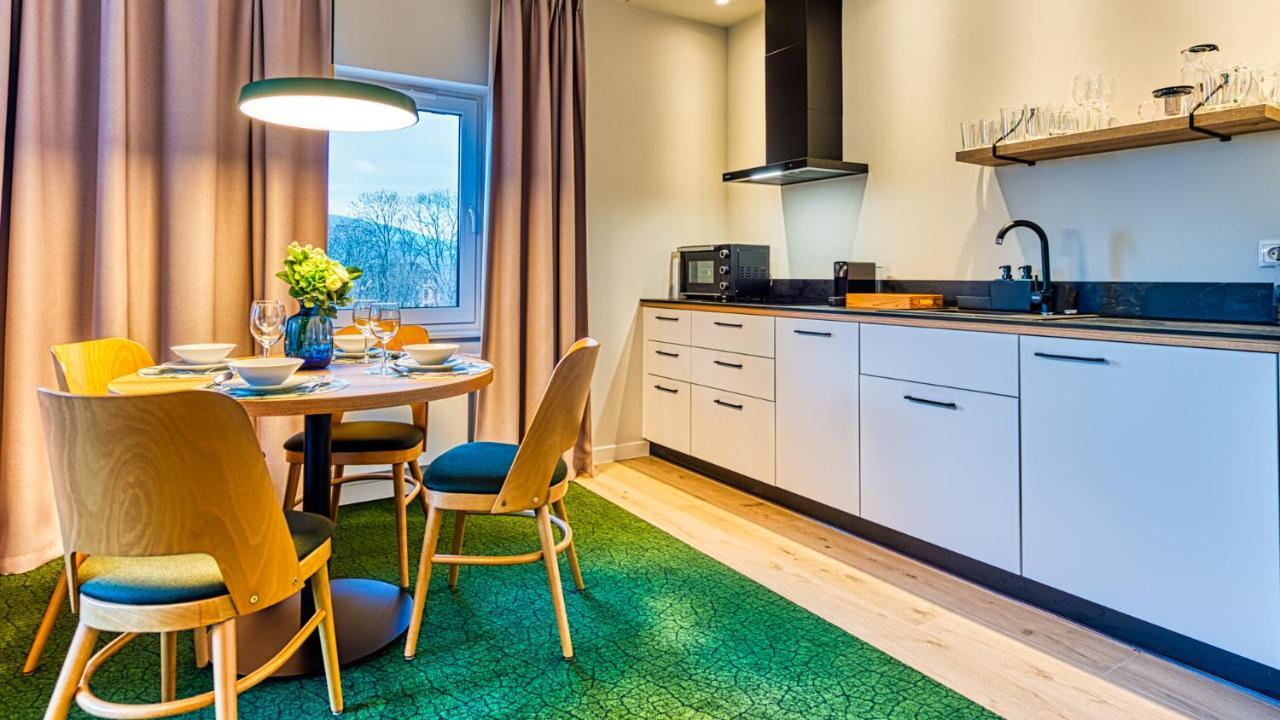 Apartamenty Vip Centrum - Wczasowa 17 By Royal Aparts Swieradow-Zdroj Bagian luar foto
