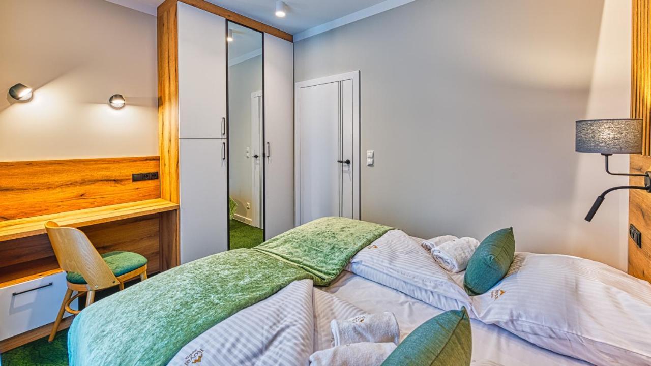Apartamenty Vip Centrum - Wczasowa 17 By Royal Aparts Swieradow-Zdroj Bagian luar foto